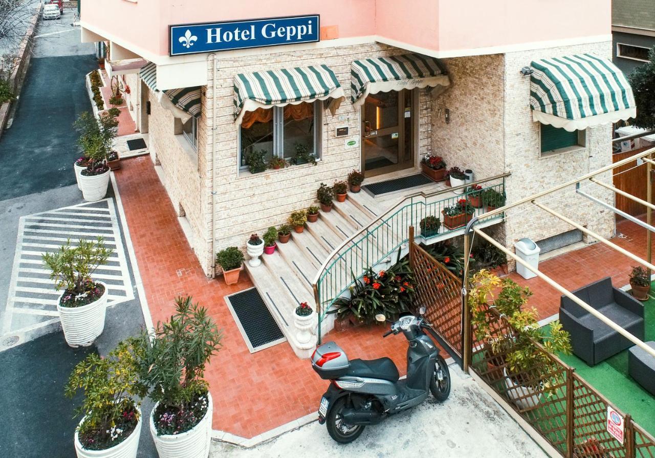 Hotel Geppi Pietra Ligure Exterior photo